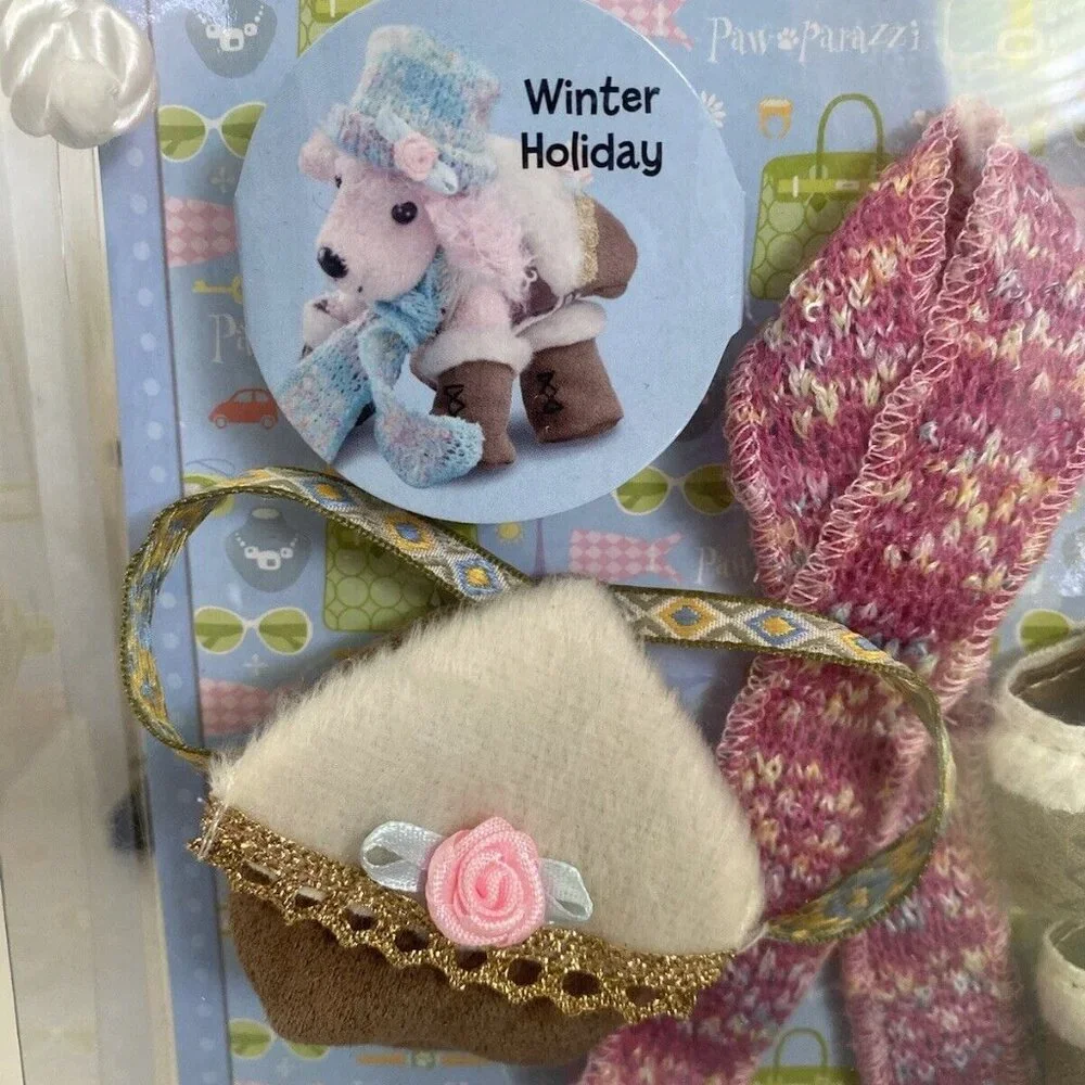 Rare Retired Paw Parazzi Celebrity‎ Pet Dress Up Winter Holiday Clothes Set NEW